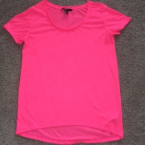 Hot pink hi-low tee